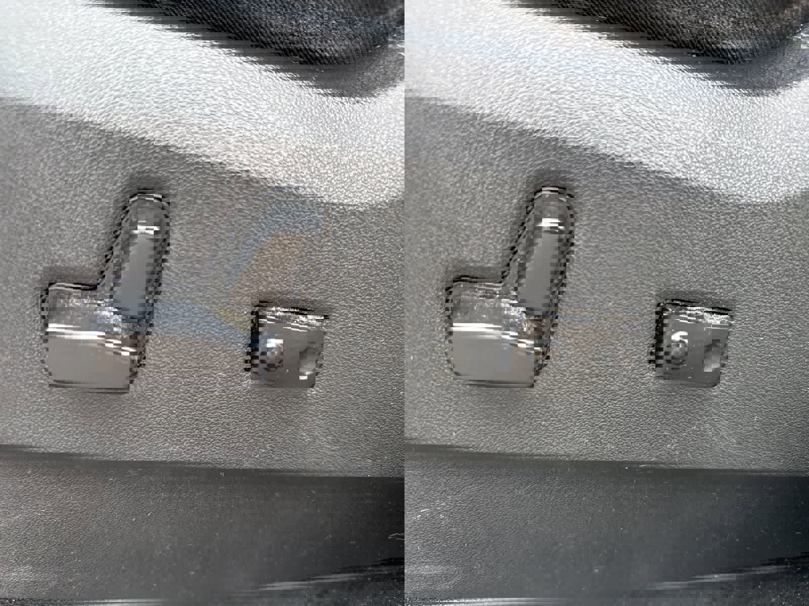 Used 2014 Chrysler Town & Country Touring FWD image 16