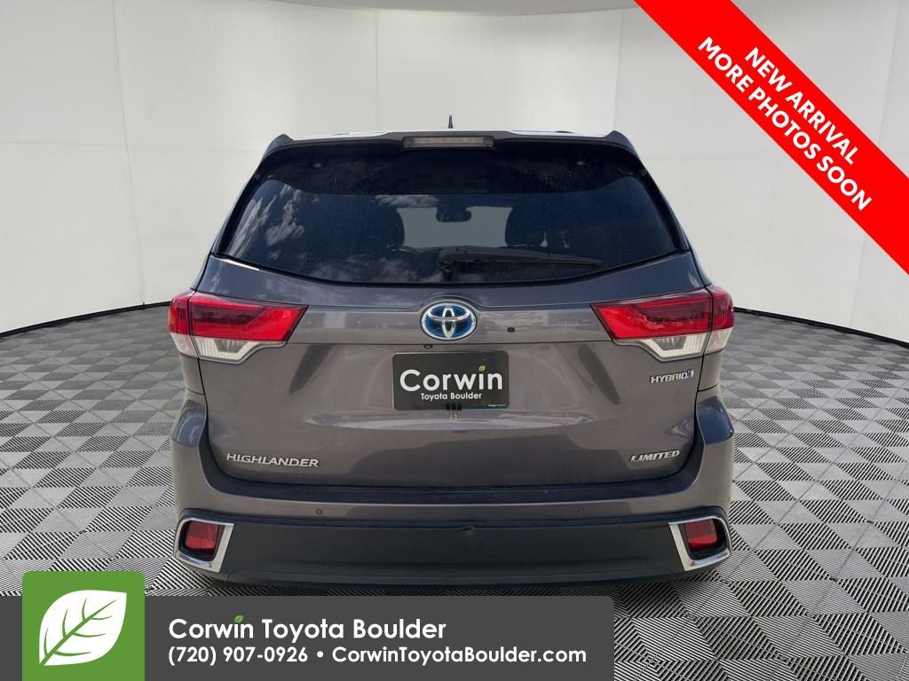 Used 2019 Toyota Highlander Limited AWD/4WD image 6