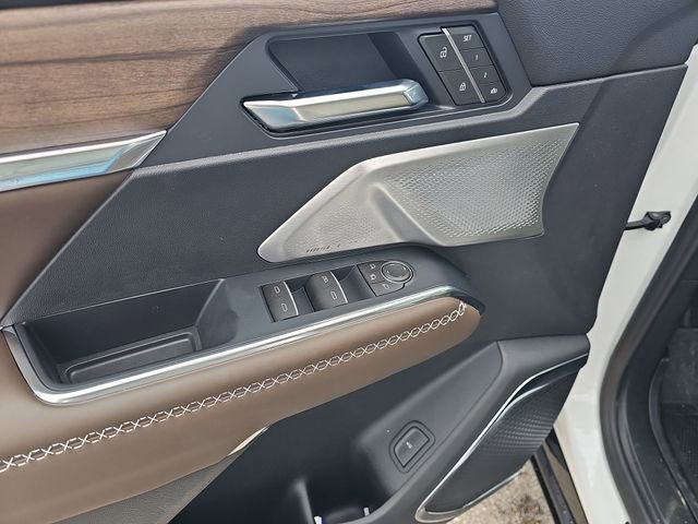 New 2026 GMC Acadia Denali Ultimate w/ LPO, Illumination Package image 23