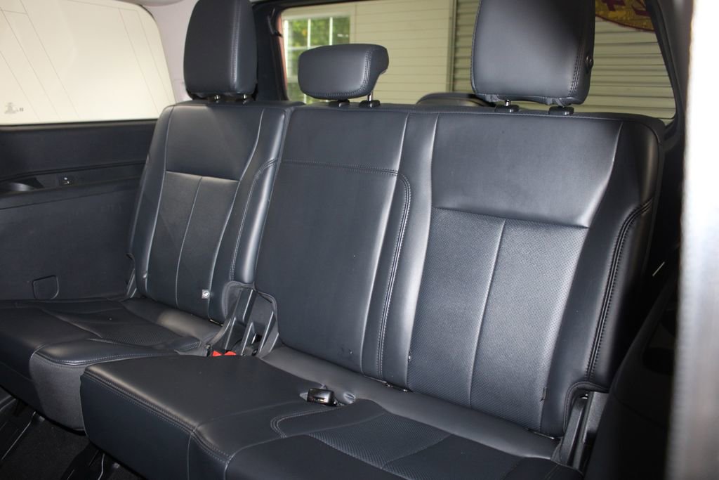 Used 2024 Ford Expedition XLT image 28