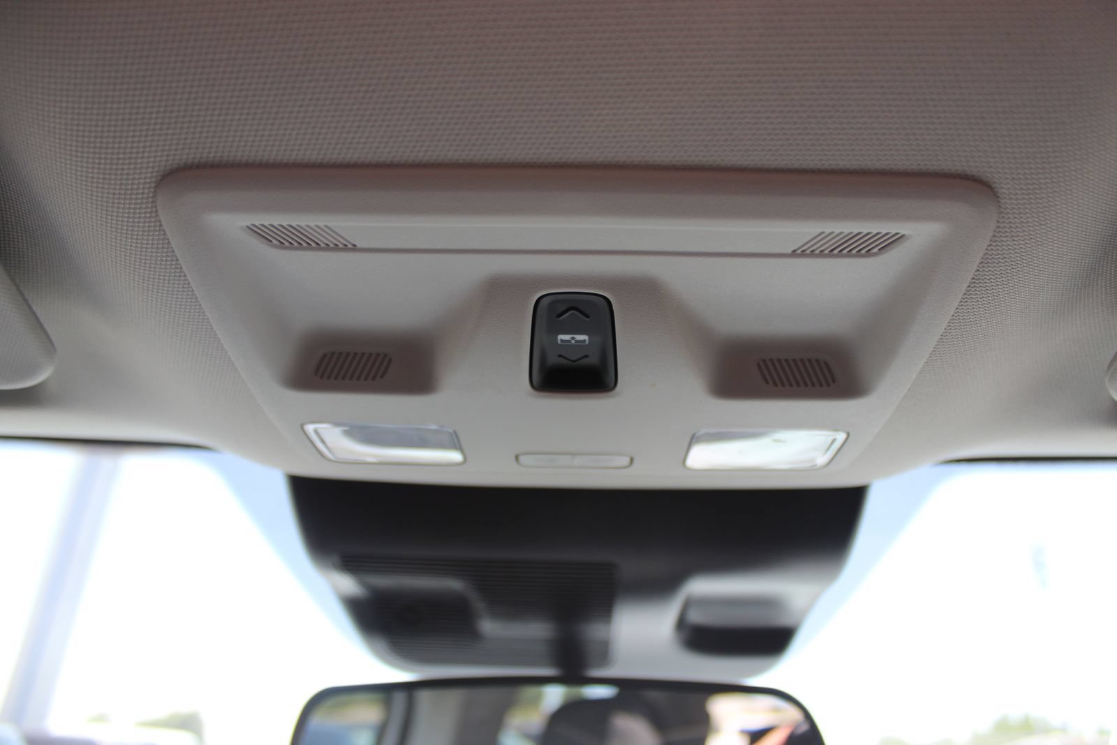 Used 2025 Ford Maverick Tremor AWD/4WD image 46