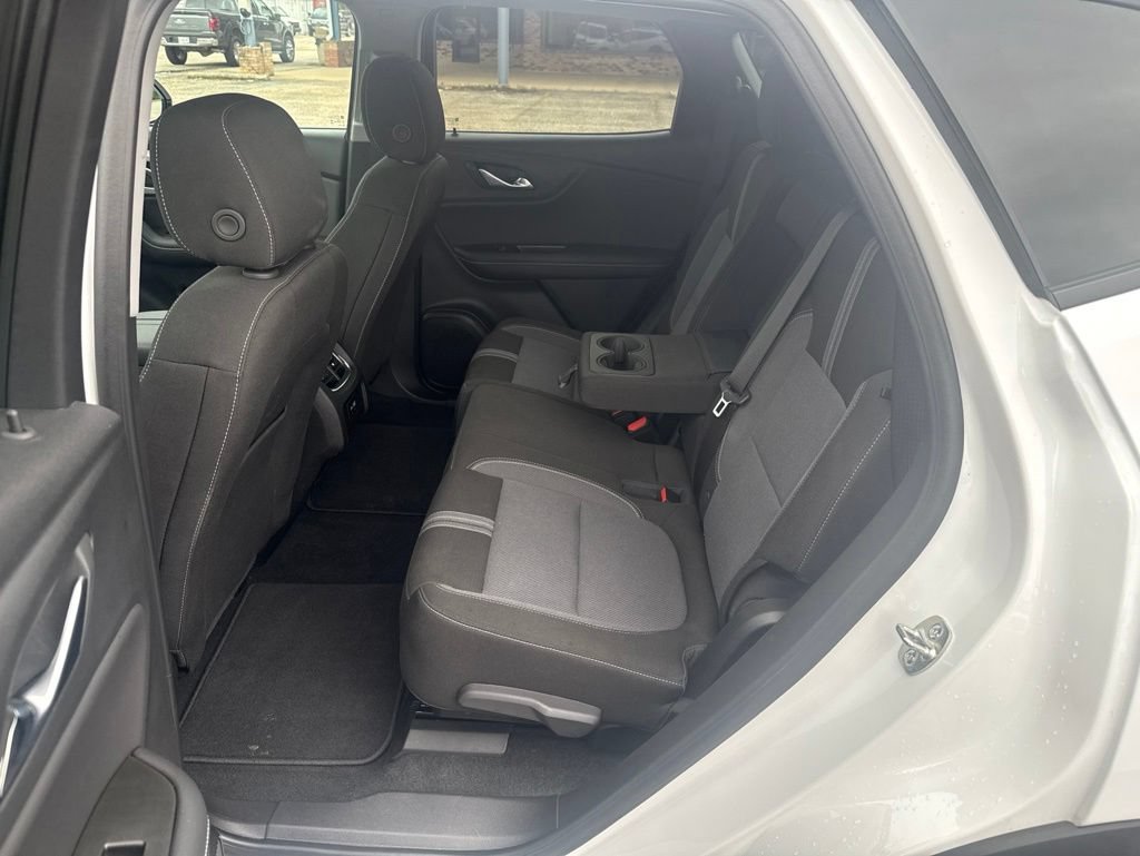 Used 2025 Chevrolet Blazer LT FWD image 12