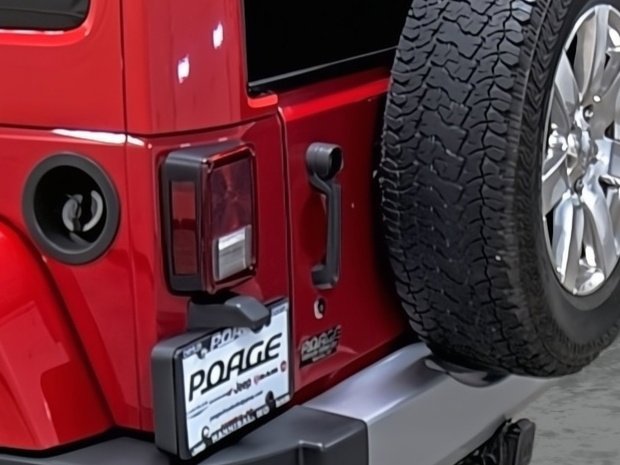 Used 2014 Jeep Wrangler Unlimited Sahara w/ Max Tow Package AWD/4WD image 10