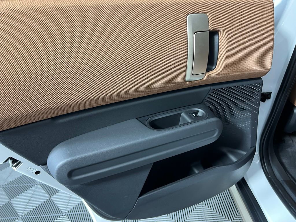 Used 2025 MINI Cooper Countryman SE w/ Comfort Package Max image 28