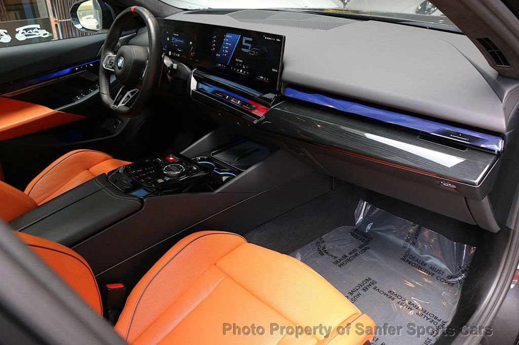 Used 2025 BMW M5 AWD/4WD image 24