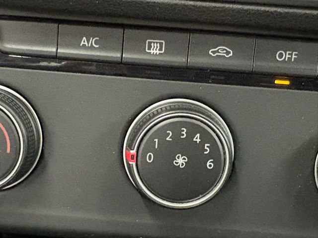 Used 2023 Volkswagen Jetta S image 24