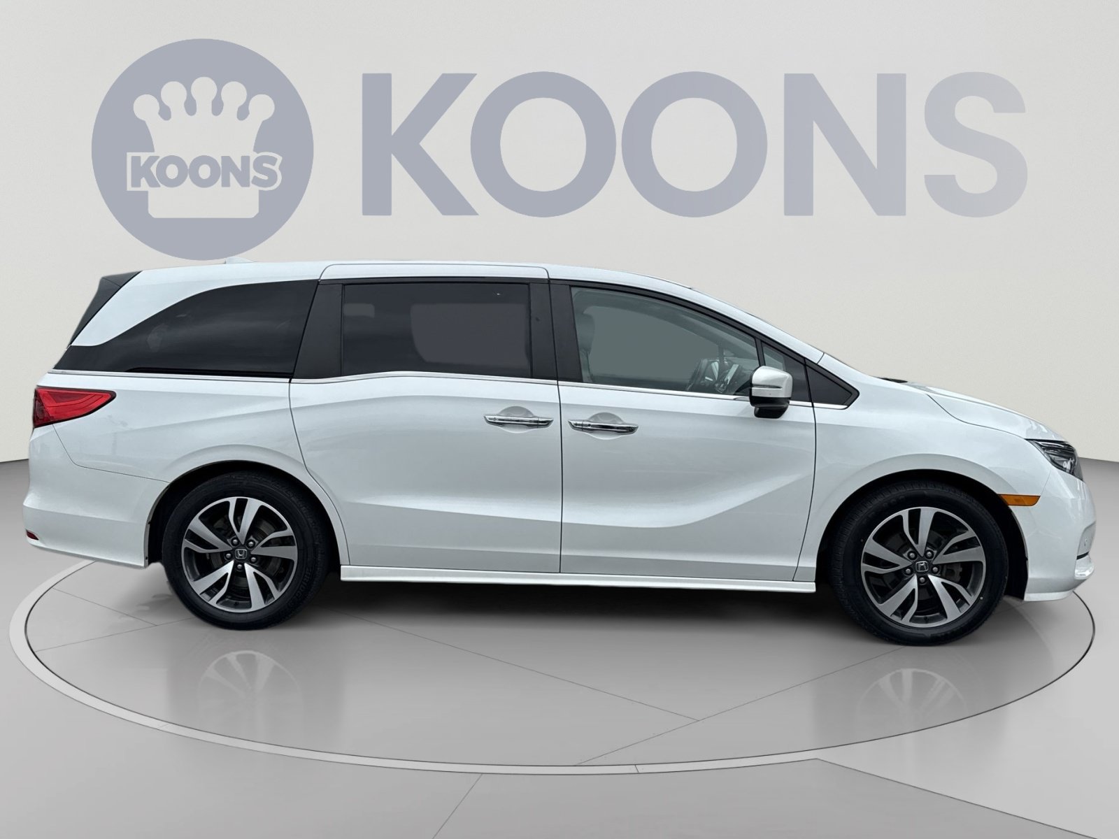 Used 2023 Honda Odyssey Touring image 8