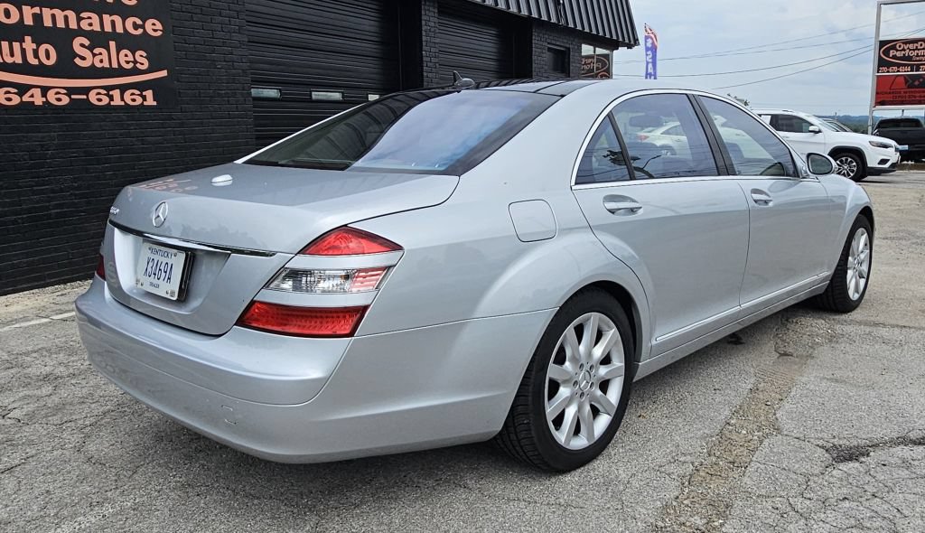 Used 2007 Mercedes-Benz S 550 image 3