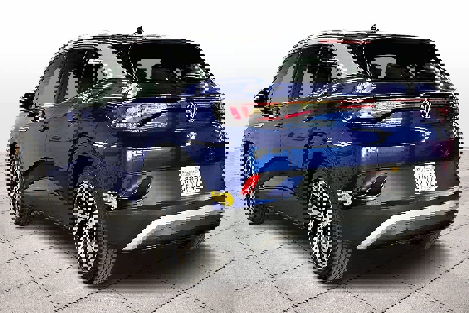 Used 2021 Volkswagen ID.4 Pro S w/ Gradient Package image 15