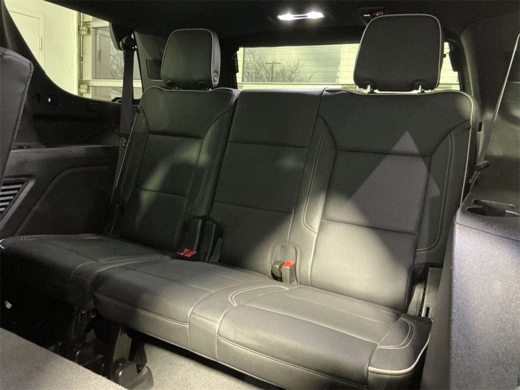 Used 2024 GMC Yukon SLT w/ Max Trailering Package image 32