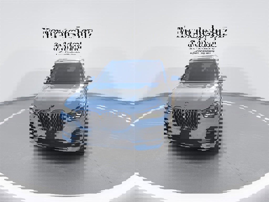 Used 2023 BMW X5 sDrive40i image 3