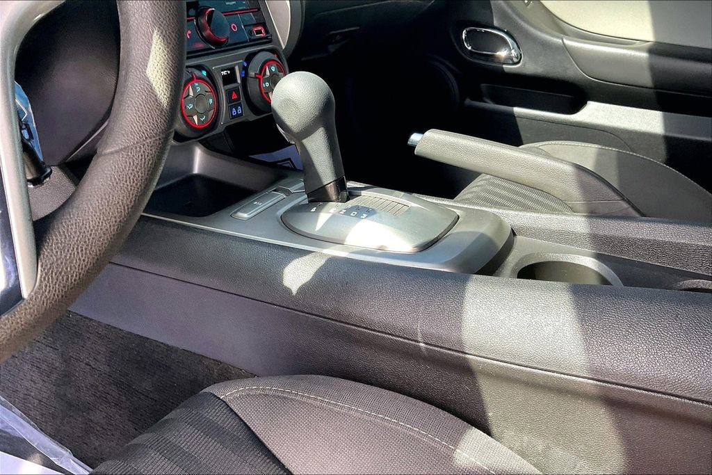 Used 2014 Chevrolet Camaro LS RWD image 14