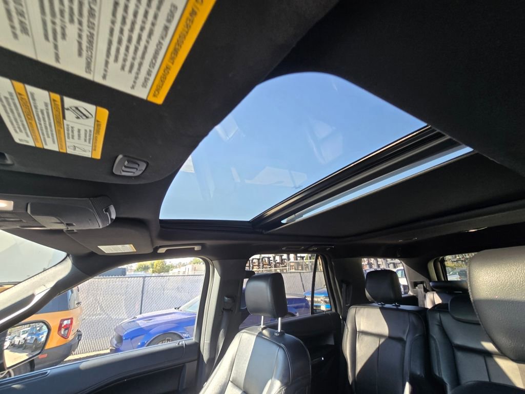 Used 2020 Ford Expedition XLT w/ Equipment Group 202A image 11