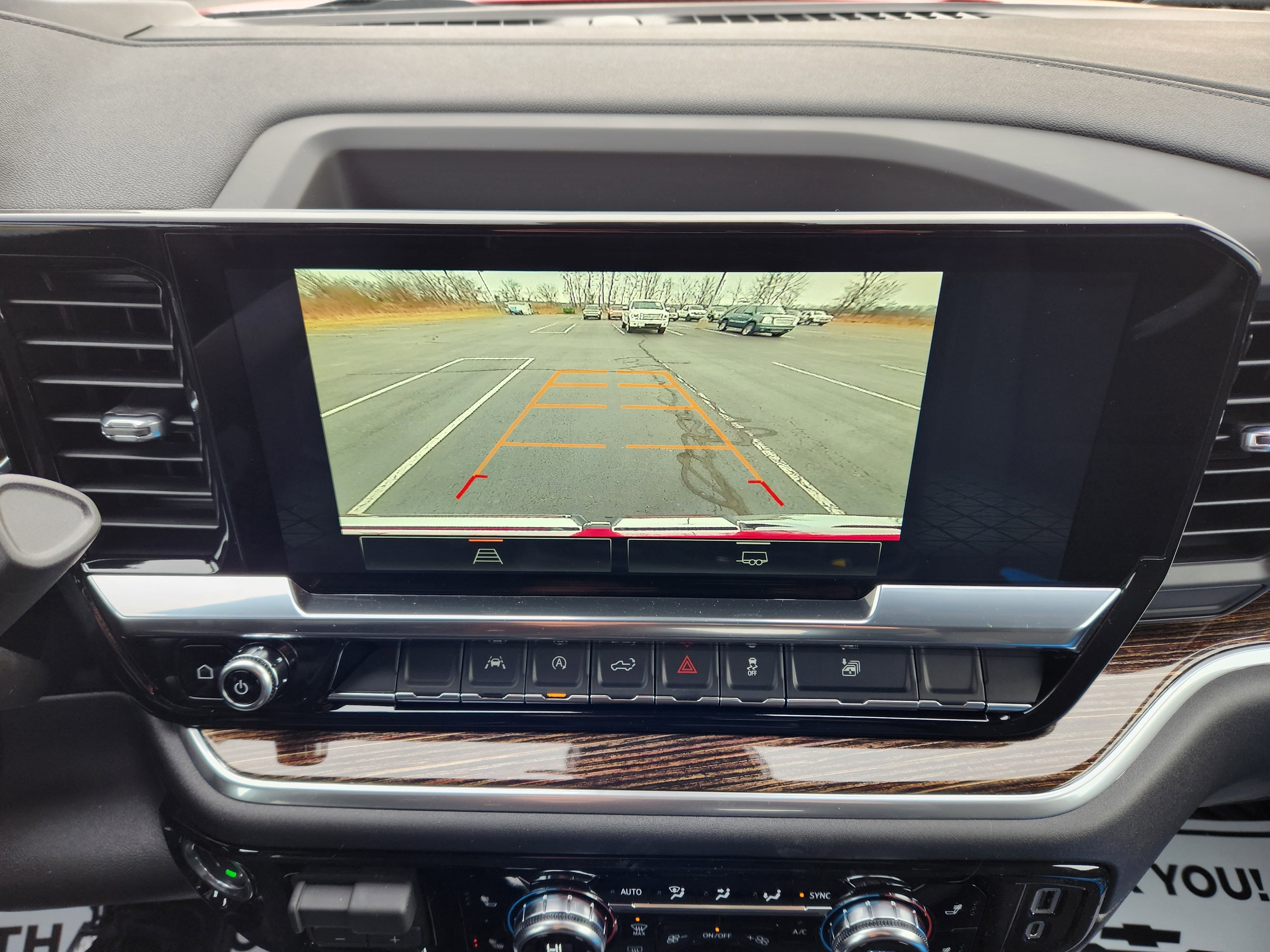 New 2026 GMC Sierra 1500 SLE image 13