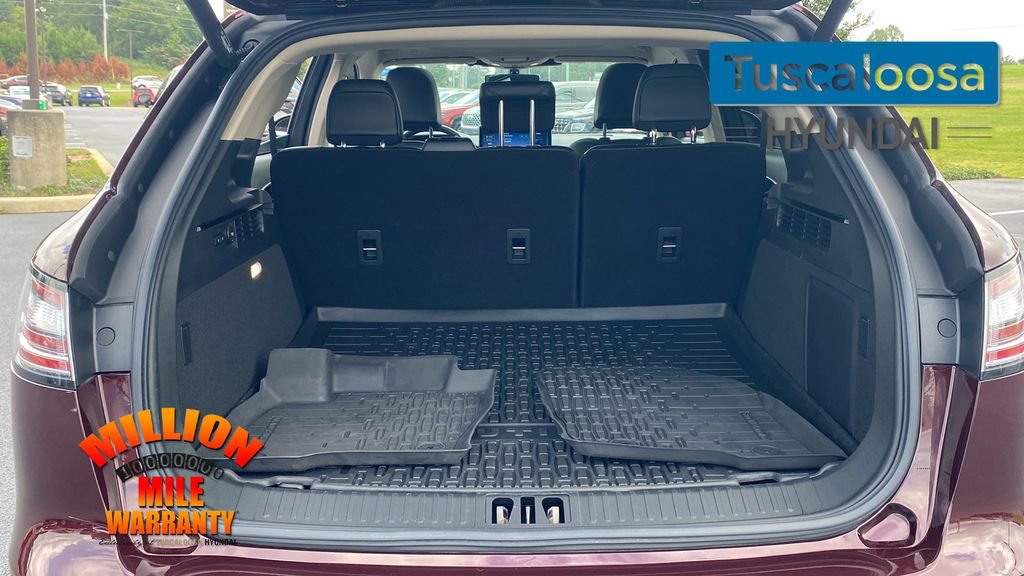 Used 2022 Lincoln Nautilus Reserve w/ Equipment Group 201A image 11