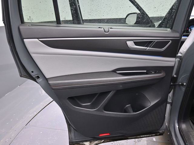 Used 2024 Volkswagen Atlas Peak Edition SEL image 31