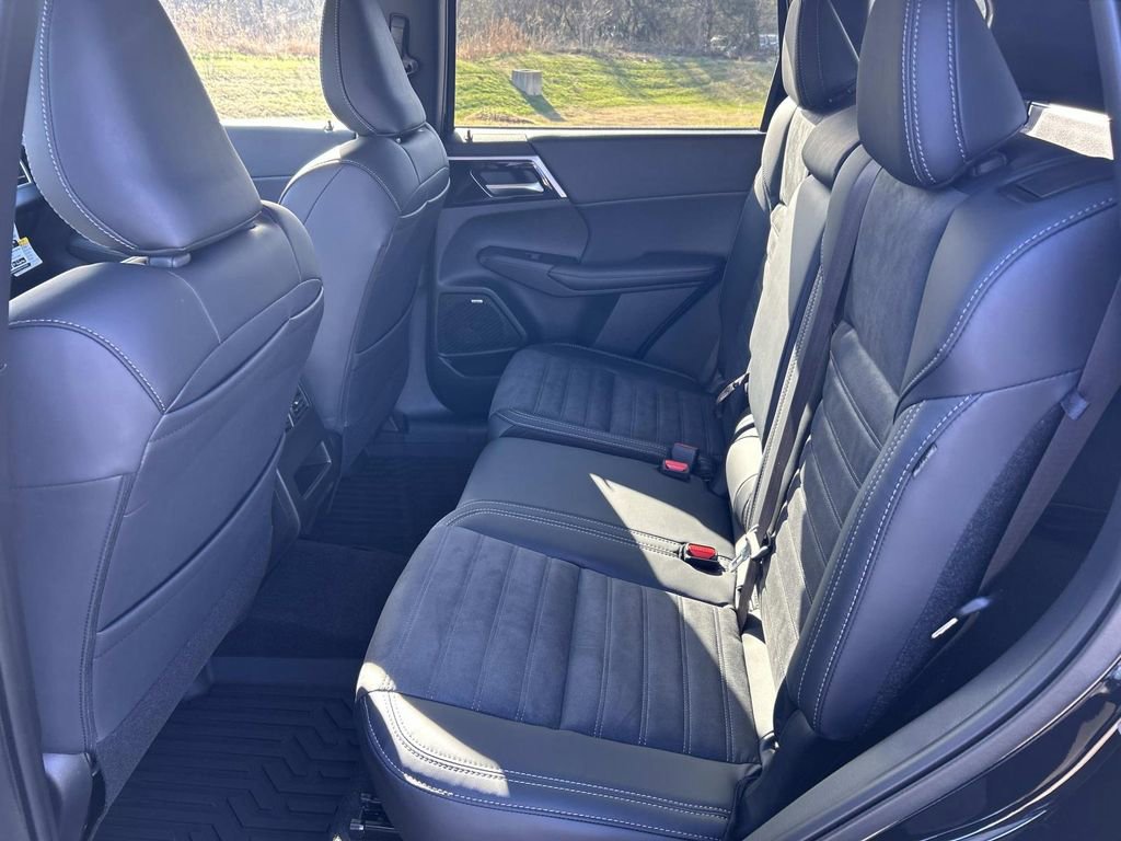 New 2026 Mitsubishi Outlander SE AWD/4WD image 19