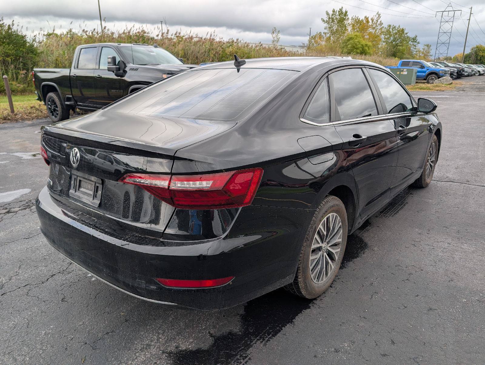 Used 2021 Volkswagen Jetta SE w/ SE Cold Weather Package FWD image 8