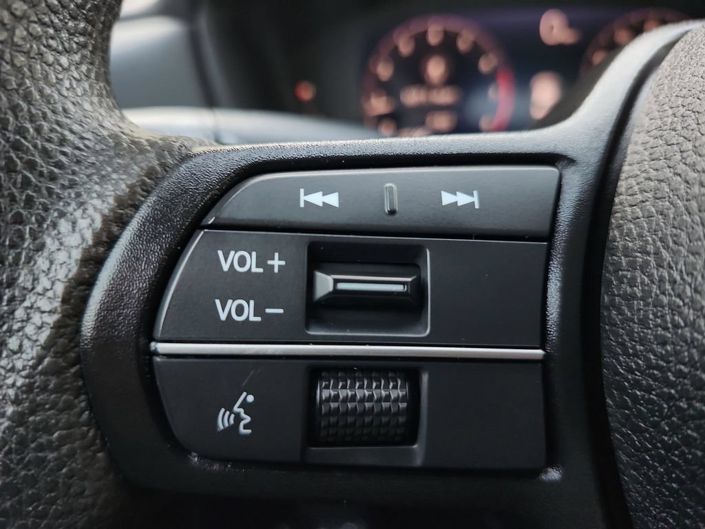 Certified 2023 Honda Accord EX image 28