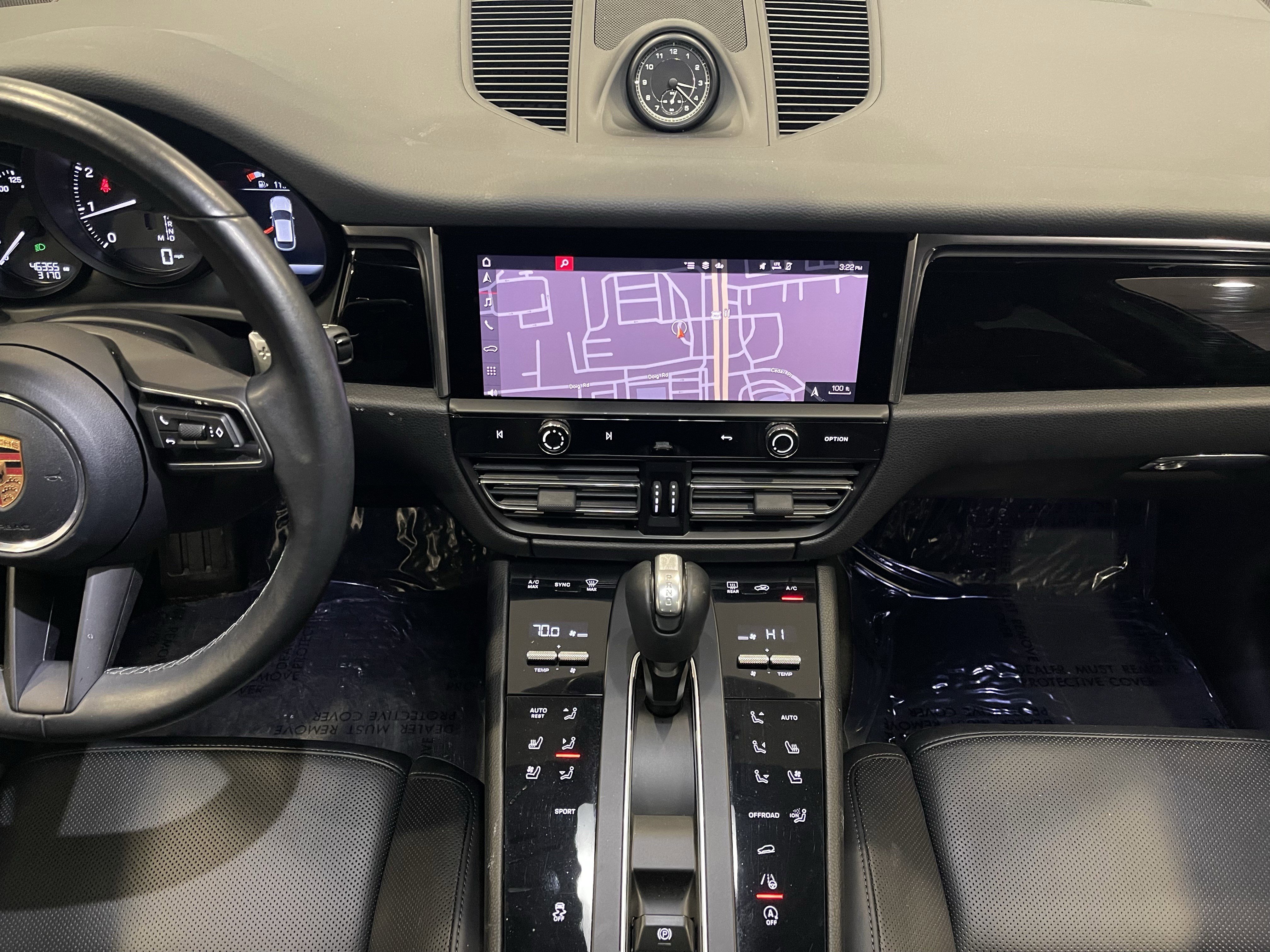 Used 2022 Porsche Macan image 18