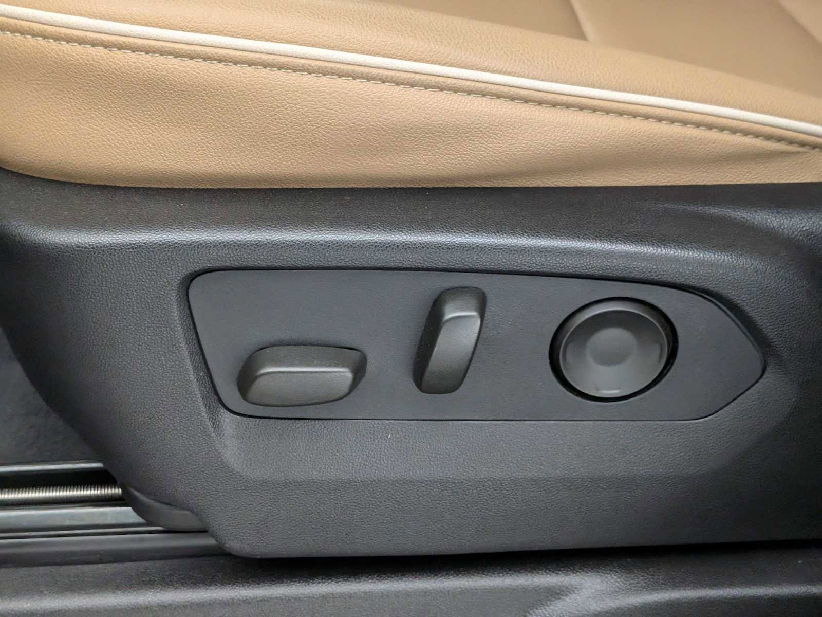 Certified 2024 Chevrolet Tahoe Premier image 18