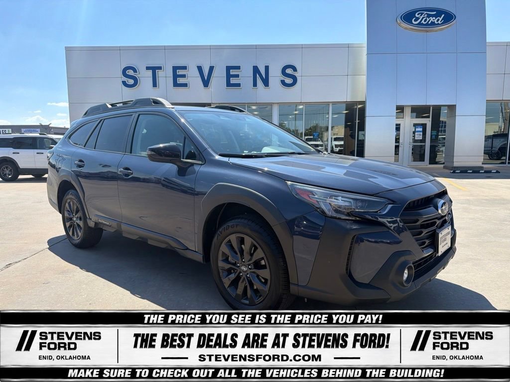 Used 2025 Subaru Outback Onyx Edition AWD/4WD image 1