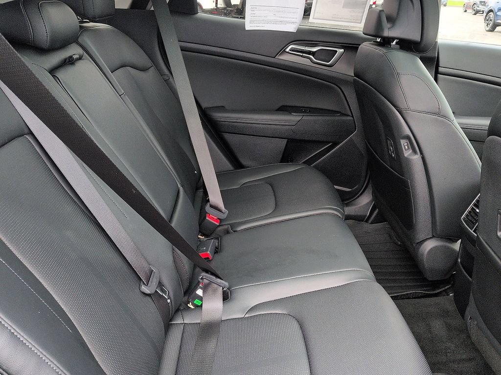 Used 2026 Kia Sportage EX w/ EX Panorama Roof Package FWD image 8