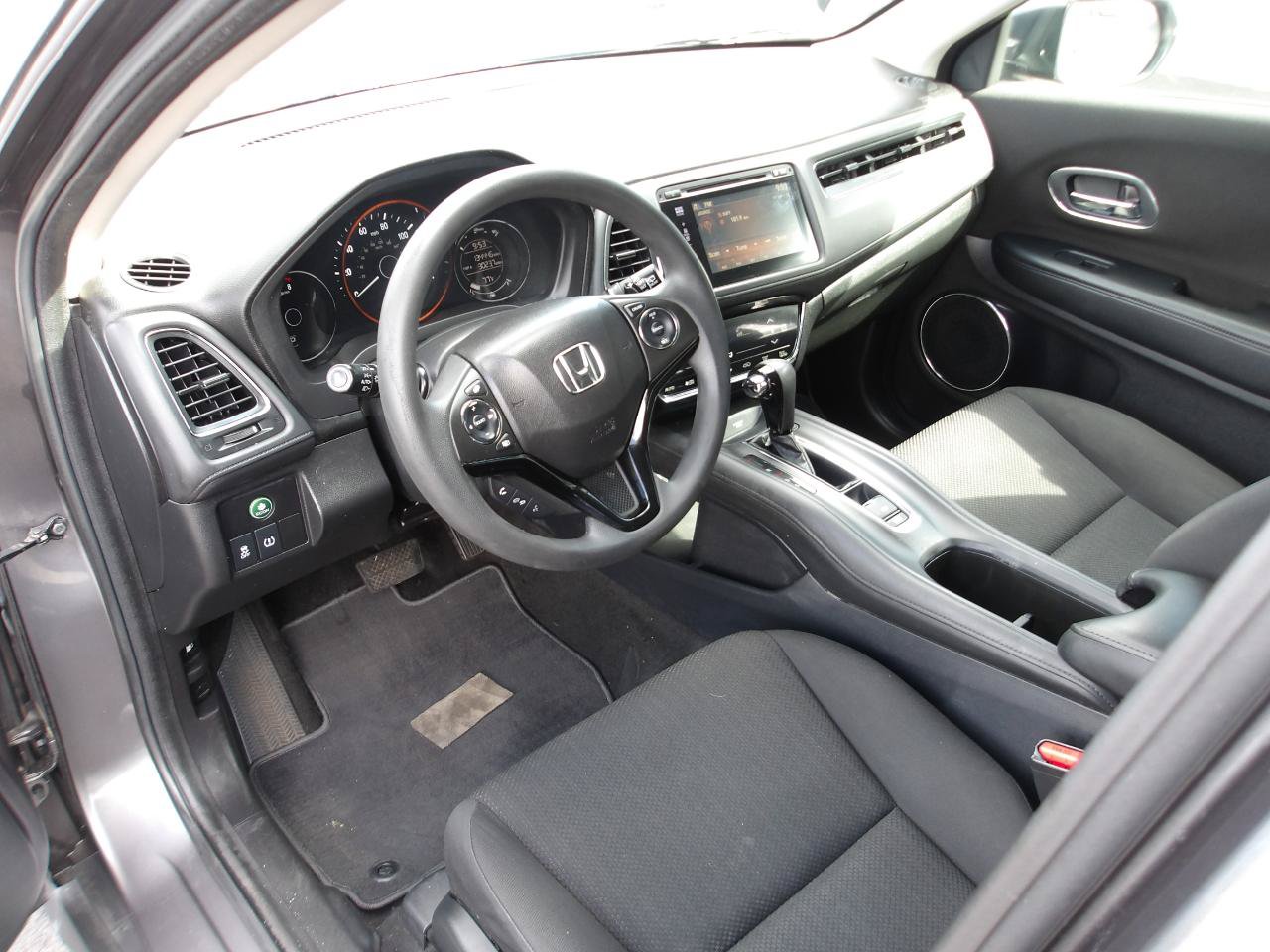 Used 2016 Honda HR-V EX image 9