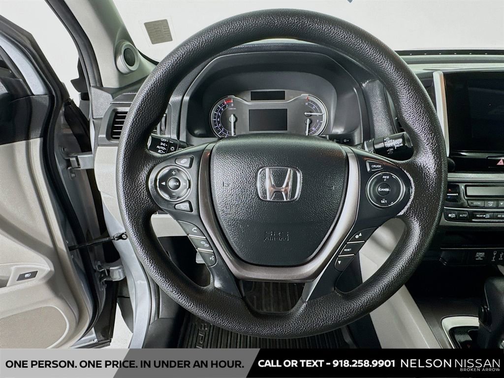 Used 2018 Honda Pilot EX image 11