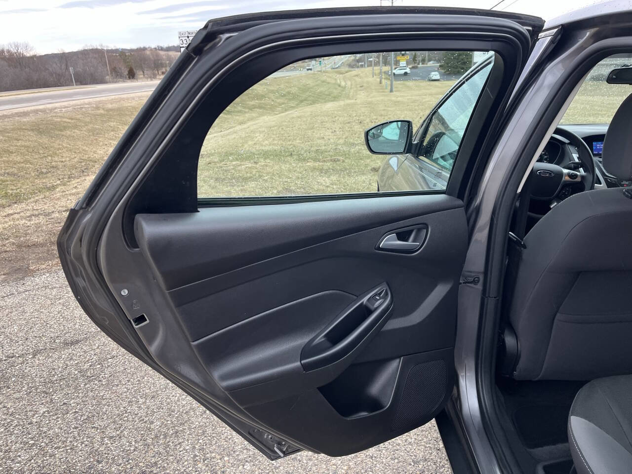 Used 2013 Ford Focus SE image 23
