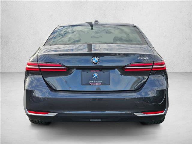 Certified 2024 BMW 530i w/ Convenience Package image 6