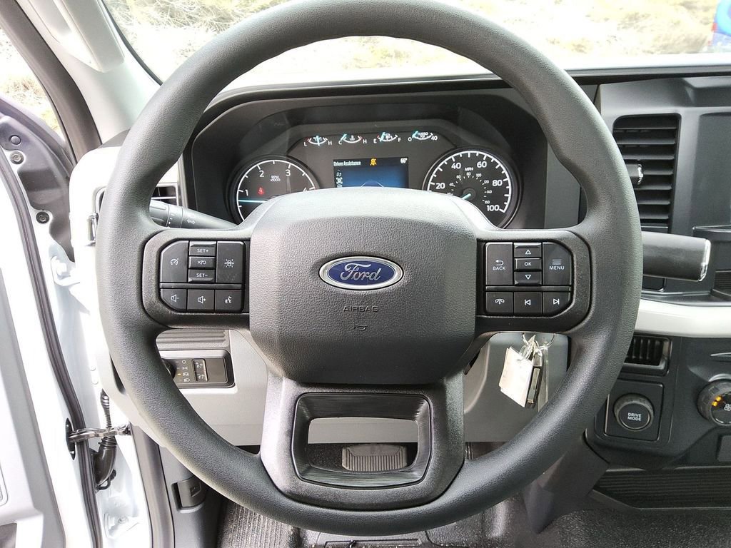 New 2025 Ford F550 2WD Regular Cab Super Duty image 11