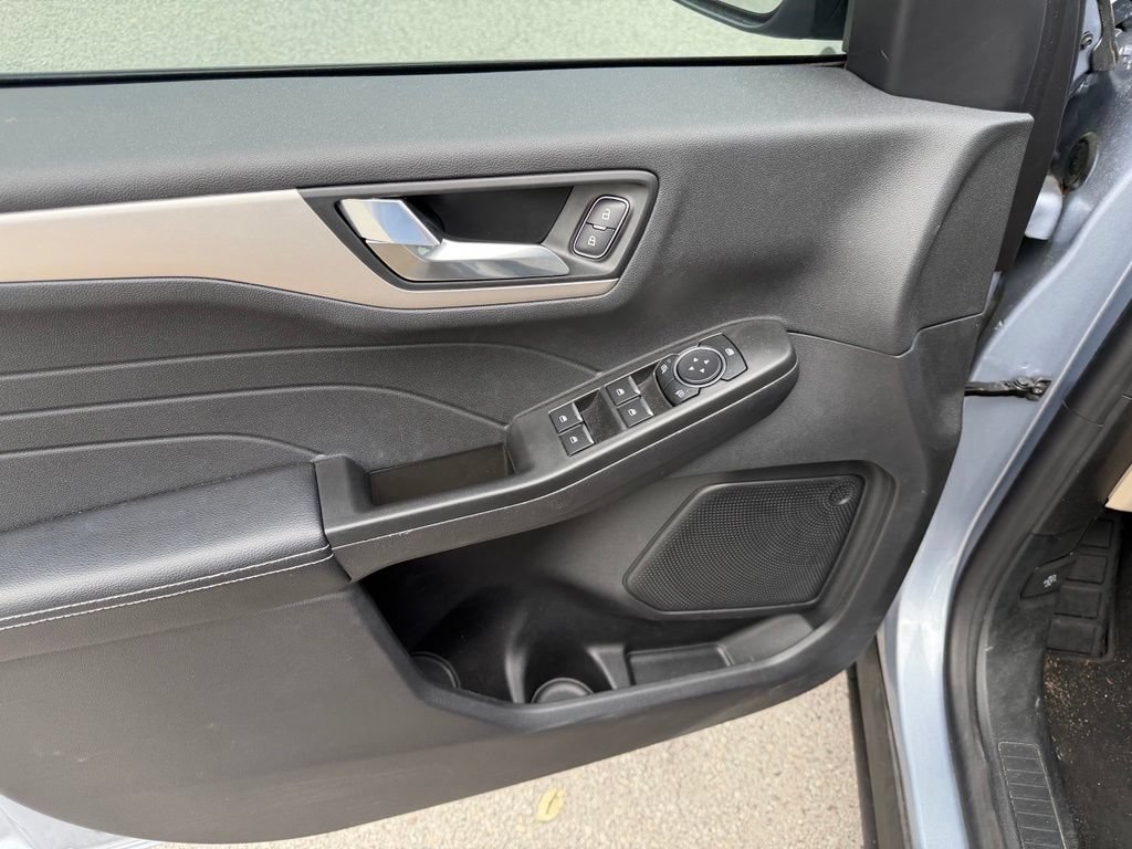 Used 2022 Ford Escape SEL FWD image 23