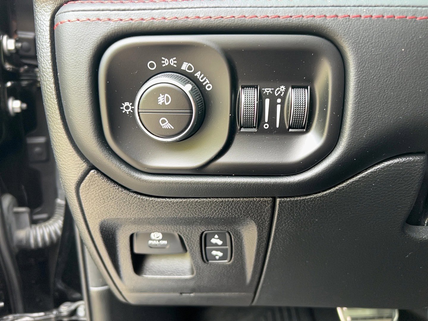 Used 2022 RAM 1500 TRX w/ TRX Level 2 Equipment Group AWD/4WD image 16