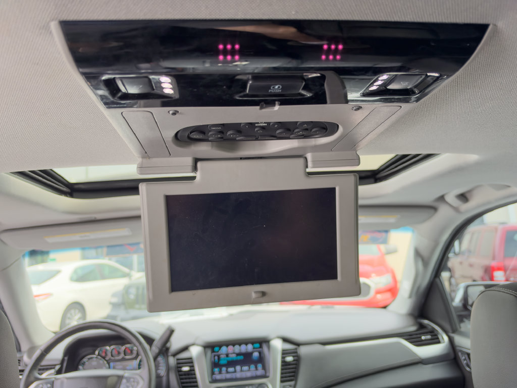 Used 2017 Chevrolet Tahoe Premier AWD/4WD image 22
