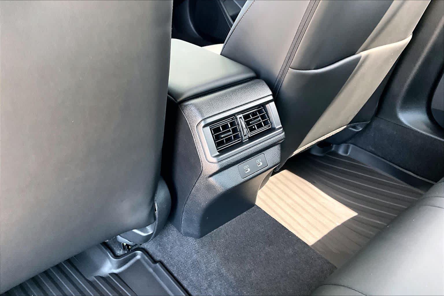 Used 2025 Honda Accord EX-L image 34