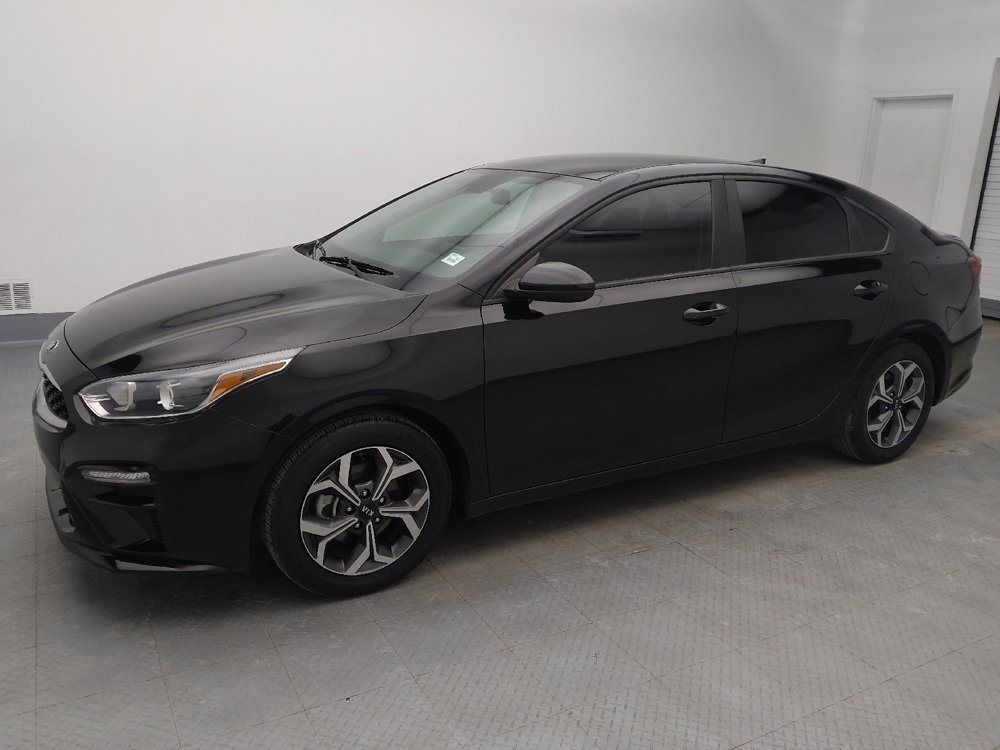 Used 2020 Kia Forte LXS image 2