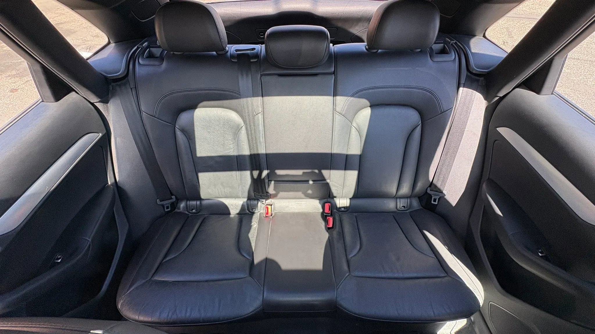 Used 2018 Audi Q3 2.0T Premium w/ Convenience Package AWD/4WD image 28