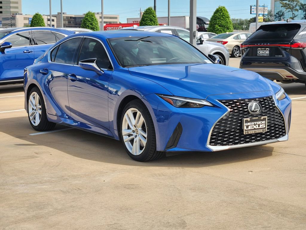 Certified 2023 Lexus IS 300 w/ Comfort Package image 3