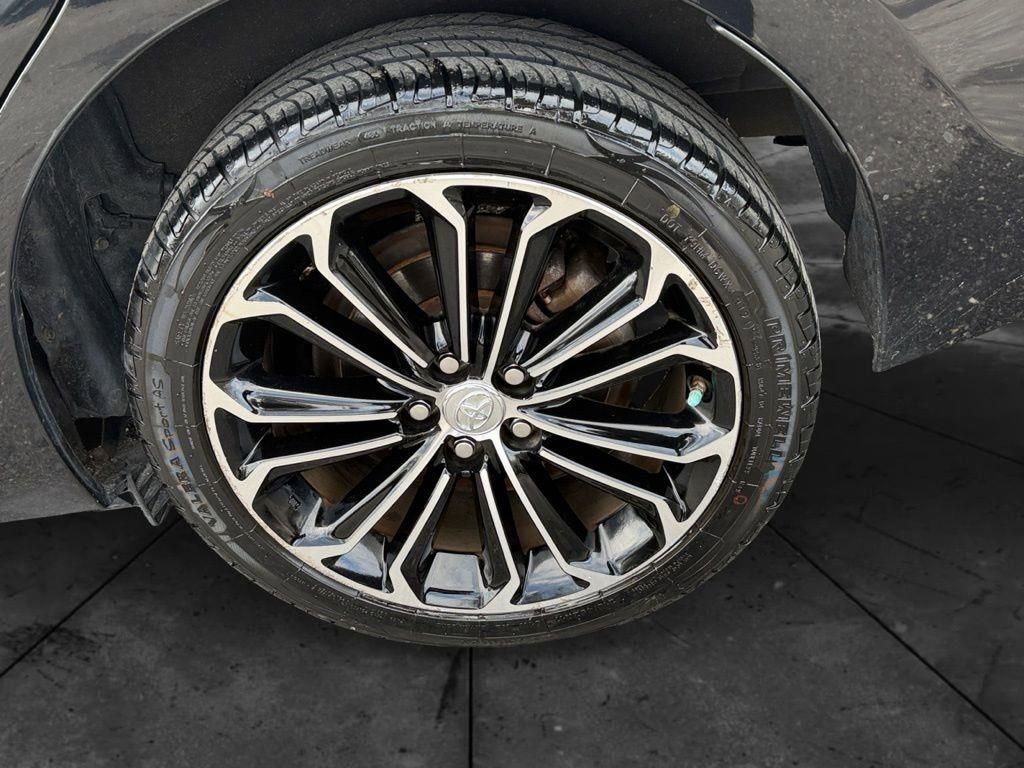 Used 2014 Toyota Corolla S Premium w/ Driver Convenience Package image 18