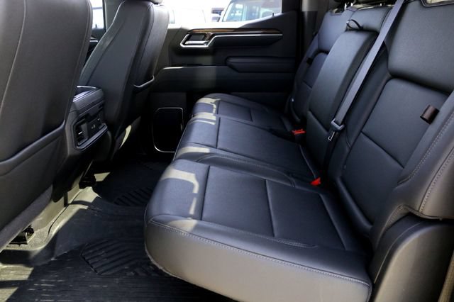 Used 2026 Chevrolet Silverado 1500 LT Trail Boss w/ LT Trail Boss Premium Package AWD/4WD image 24