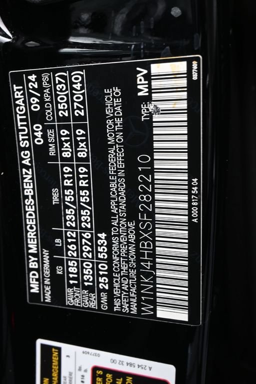 Used 2025 Mercedes-Benz GLC 300 4MATIC image 28