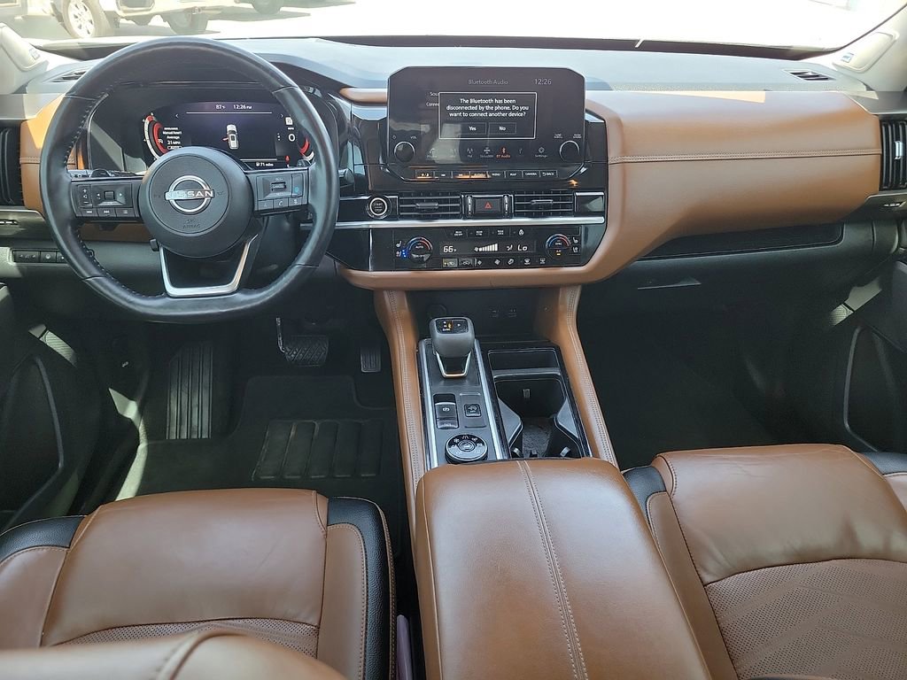Used 2023 Nissan Pathfinder Platinum AWD/4WD image 17