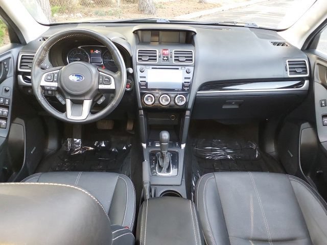 Used 2017 Subaru Forester 2.5i Touring AWD/4WD image 12
