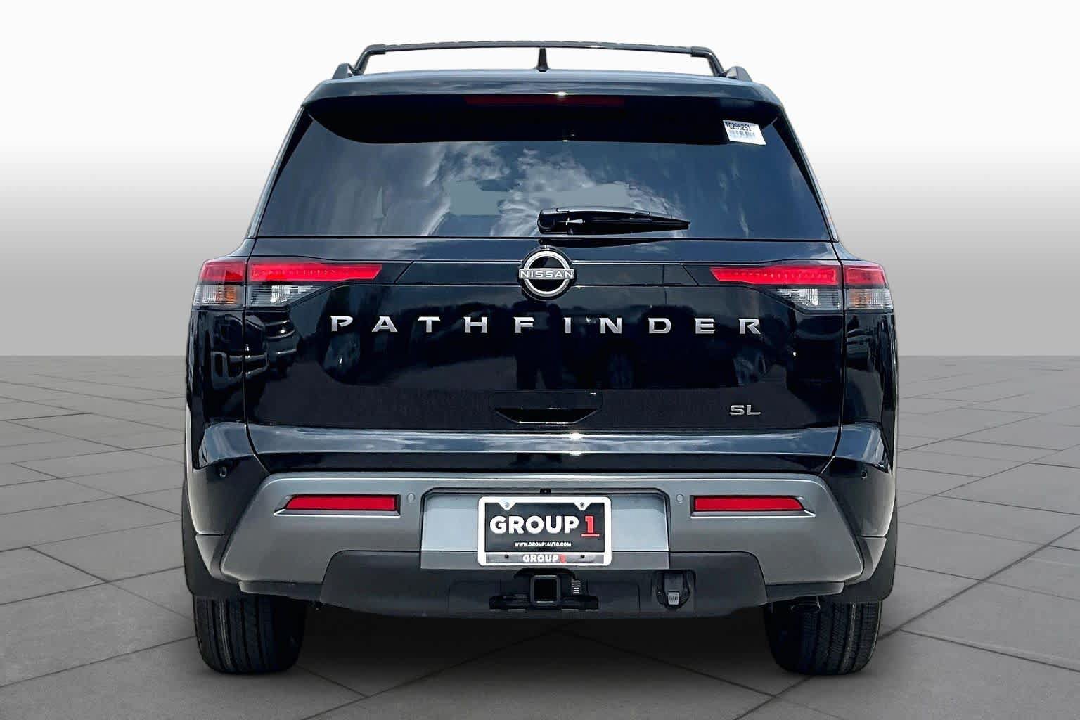 New 2026 Nissan Pathfinder SL FWD image 4