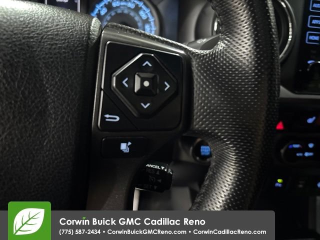 Used 2016 Toyota Tacoma TRD Off-Road w/ Premium & Technology Package AWD/4WD image 19
