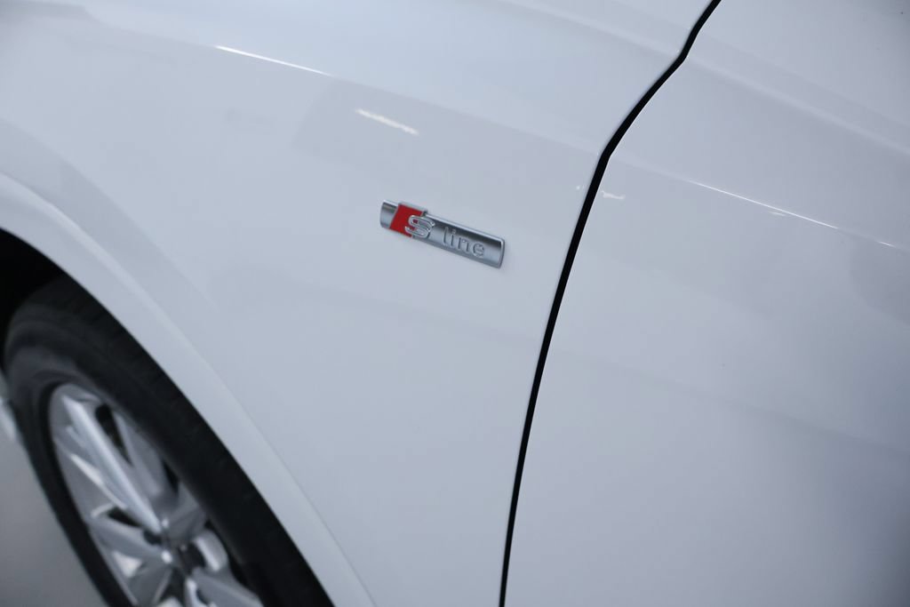 Used 2024 Audi Q3 2.0T Premium AWD/4WD image 11