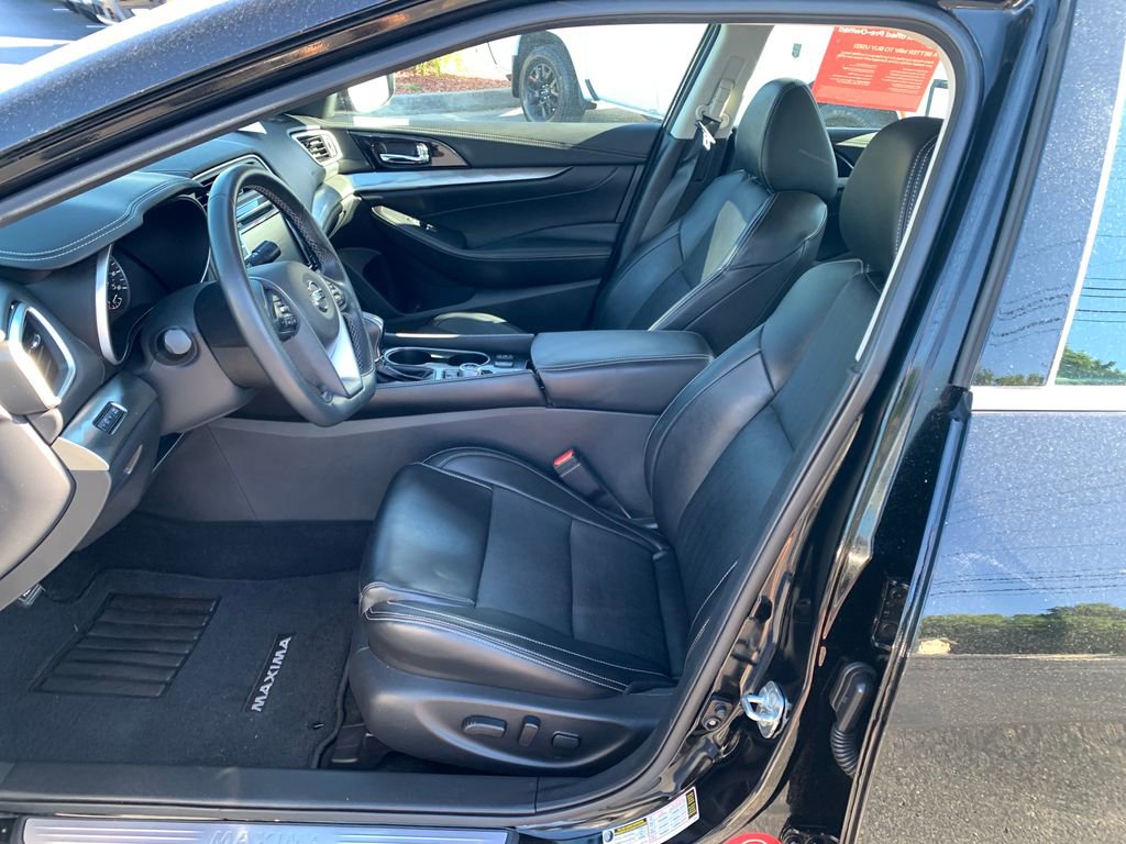 Used 2021 Nissan Maxima 3.5 SV w/ Floor Mat Group FWD image 12