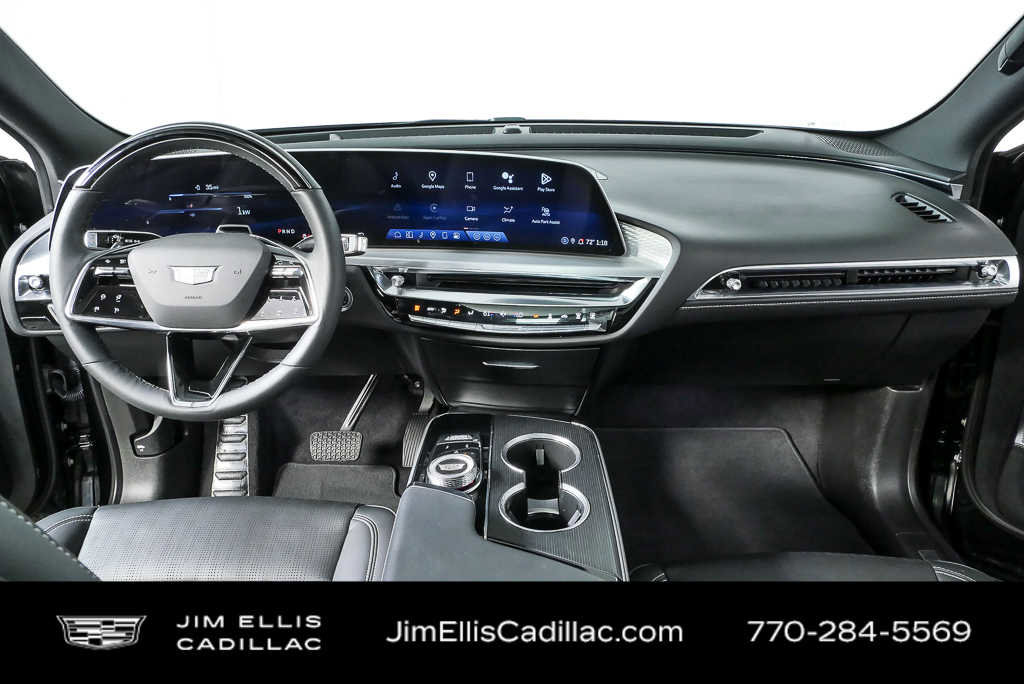 Used 2024 Cadillac Lyriq Sport image 18