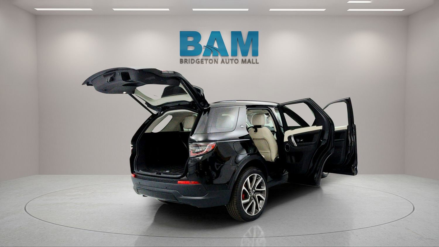 Used 2023 Land Rover Discovery Sport SE image 12